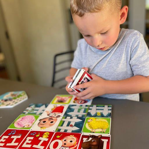 Magna-Tiles Structures Granja de CoComelon ABC Canciones