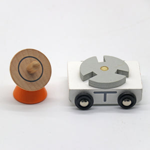 Cohete Espacial de Madera con Accesorios