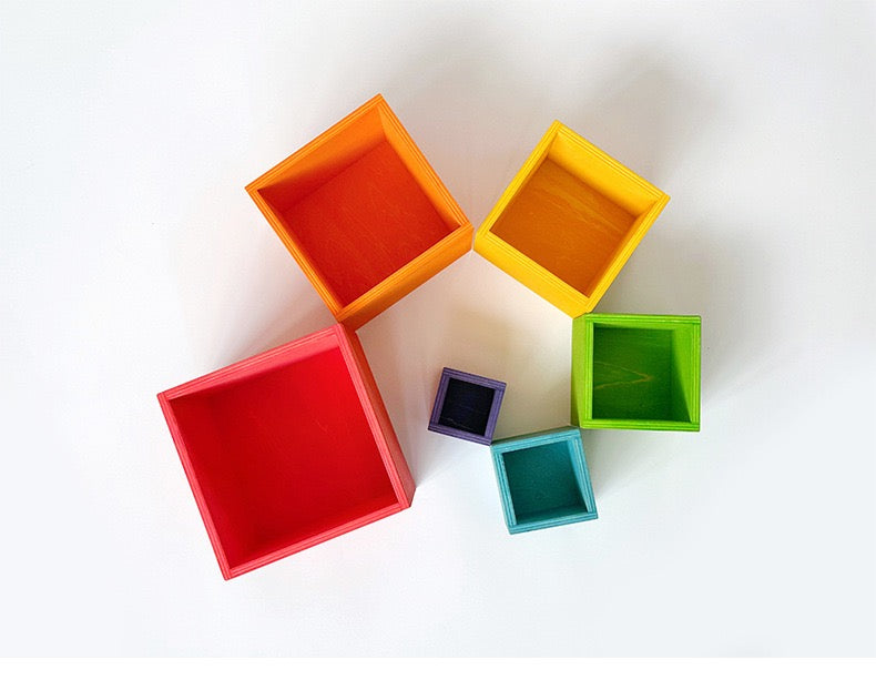 Cubos Apilables Arcoíris de Madera Montessori