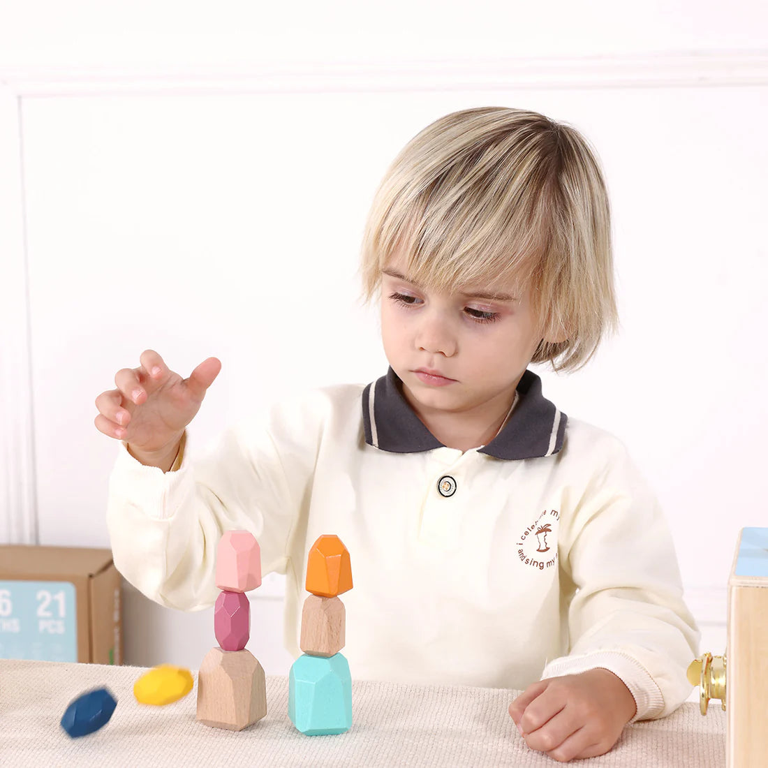 Educational Box 36 Meses + 40 Piezas