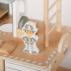 Estación de Bomberos de Madera