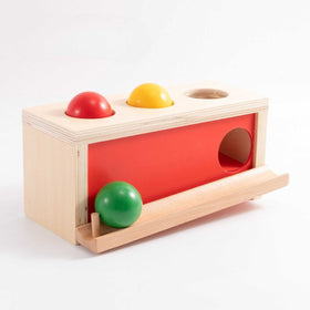 Juego Montessori de Golpear Pelotas