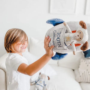 Juego de Almohada y Muñeco de Nave Espacial 