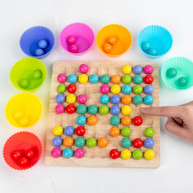 Juego de Pinzas con Bolitas de Colores Montessori