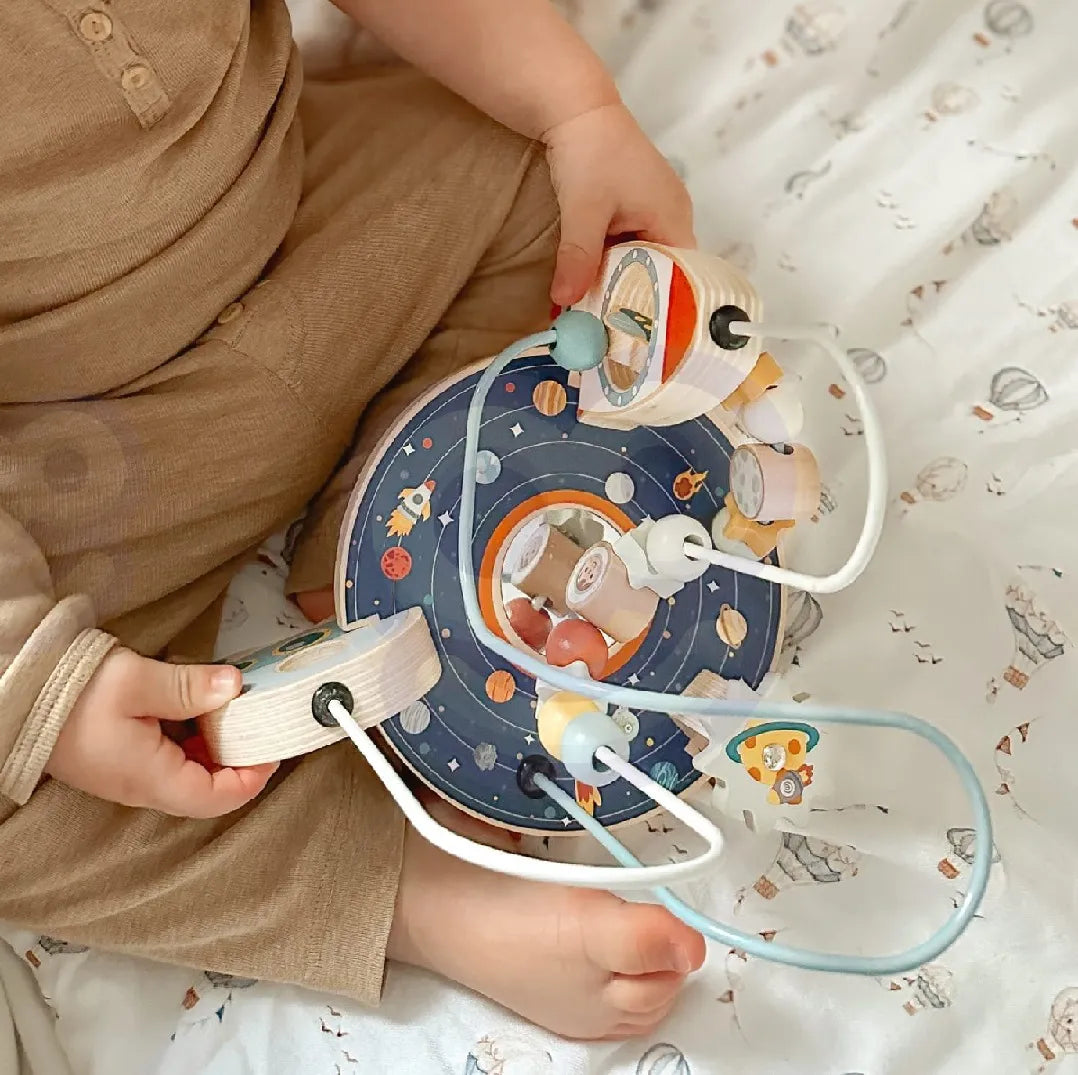 Juego de Enhebrado Espacial de Madera