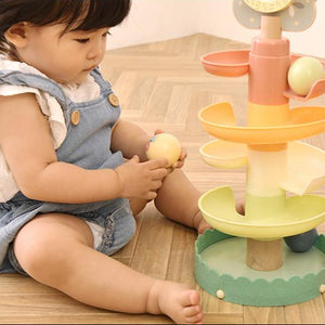 Torre de Bolas de Madera 